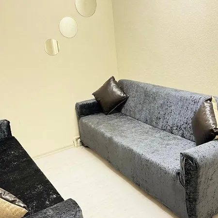 With Jacuzzi Close To Anitkabir, Metro And Atakule Appartement