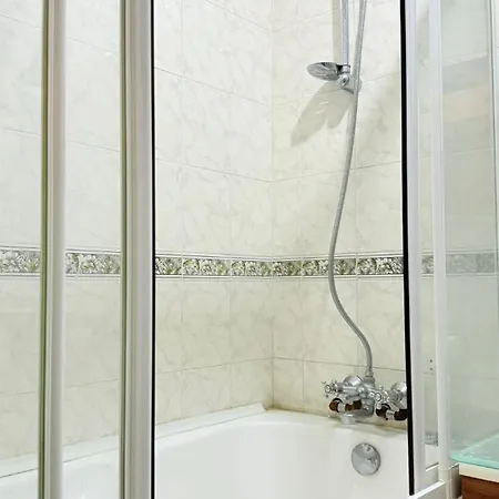 With Jacuzzi Close To Anitkabir, Metro And Atakule Анкара